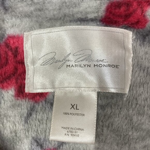 Marilyn Monroe Pajama Set, Size XL, Gray w Pink Roses 2-Piece Soft Fleece Comfy - Picture 3 of 11